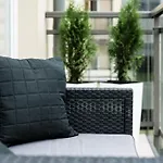 Arianska - Lift & Ac Apartman